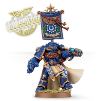 Space Marine Captain with Plasma Pistol, Power Fist and Banner